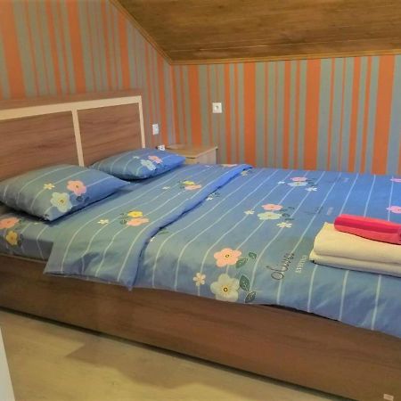 Urban Stay Rooms In Tbilisi Exterior photo